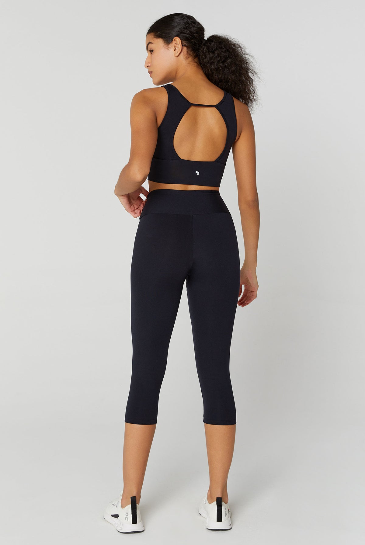 Eterna 3/4 High-Rise Leggings