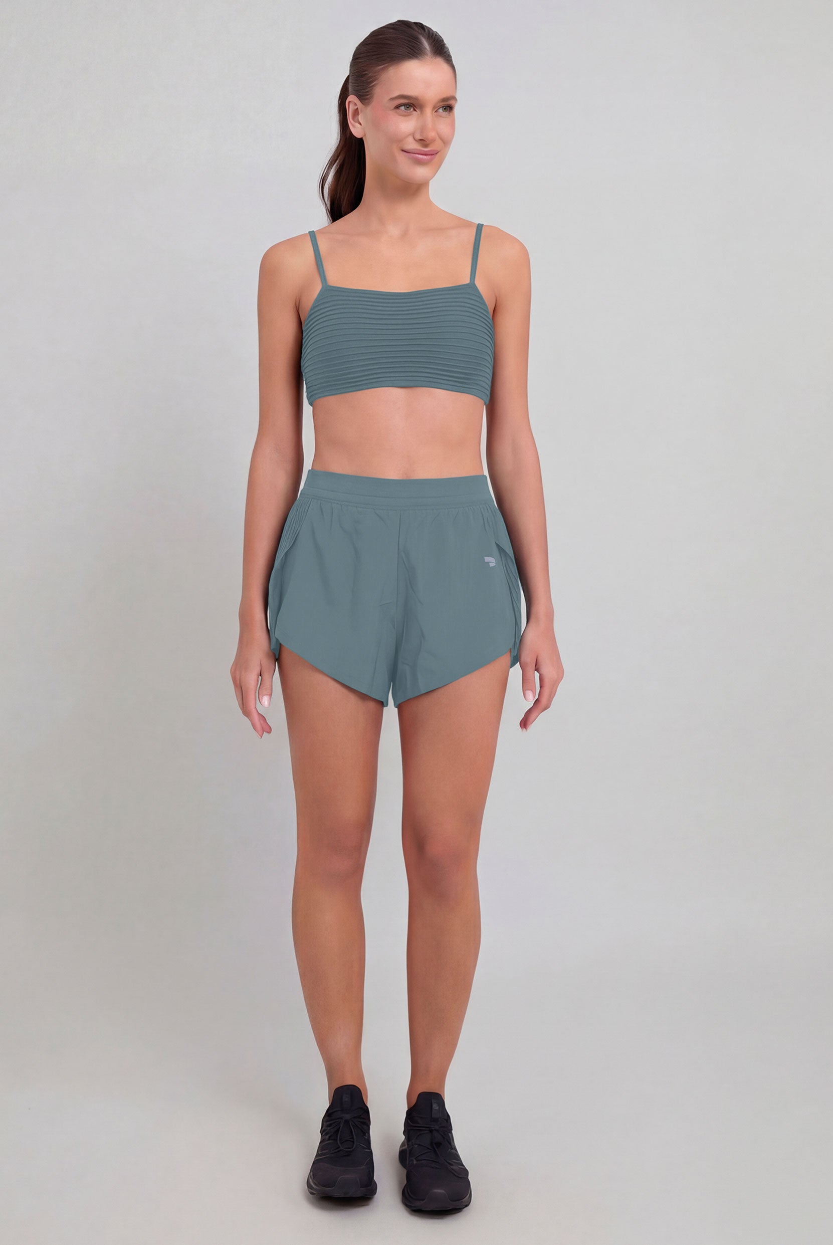Shorts Com Plissado Alto Giro
