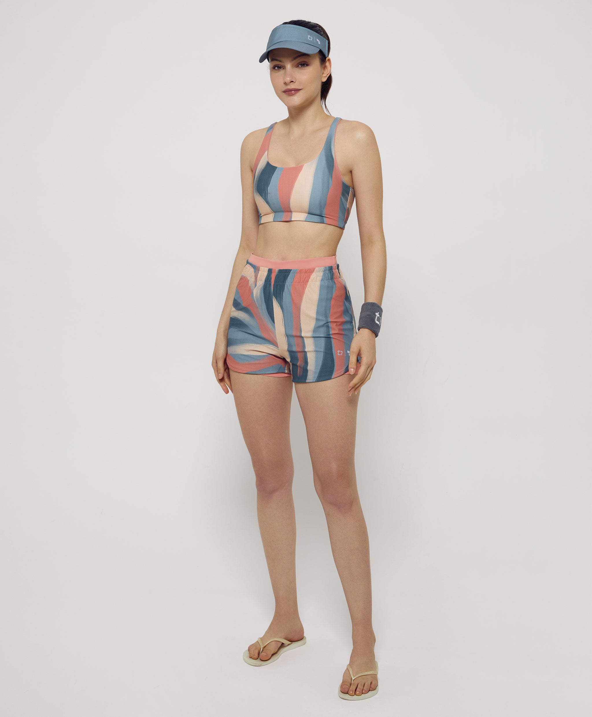 3-in-1 Shorts Alto Giro E Thassia Naves