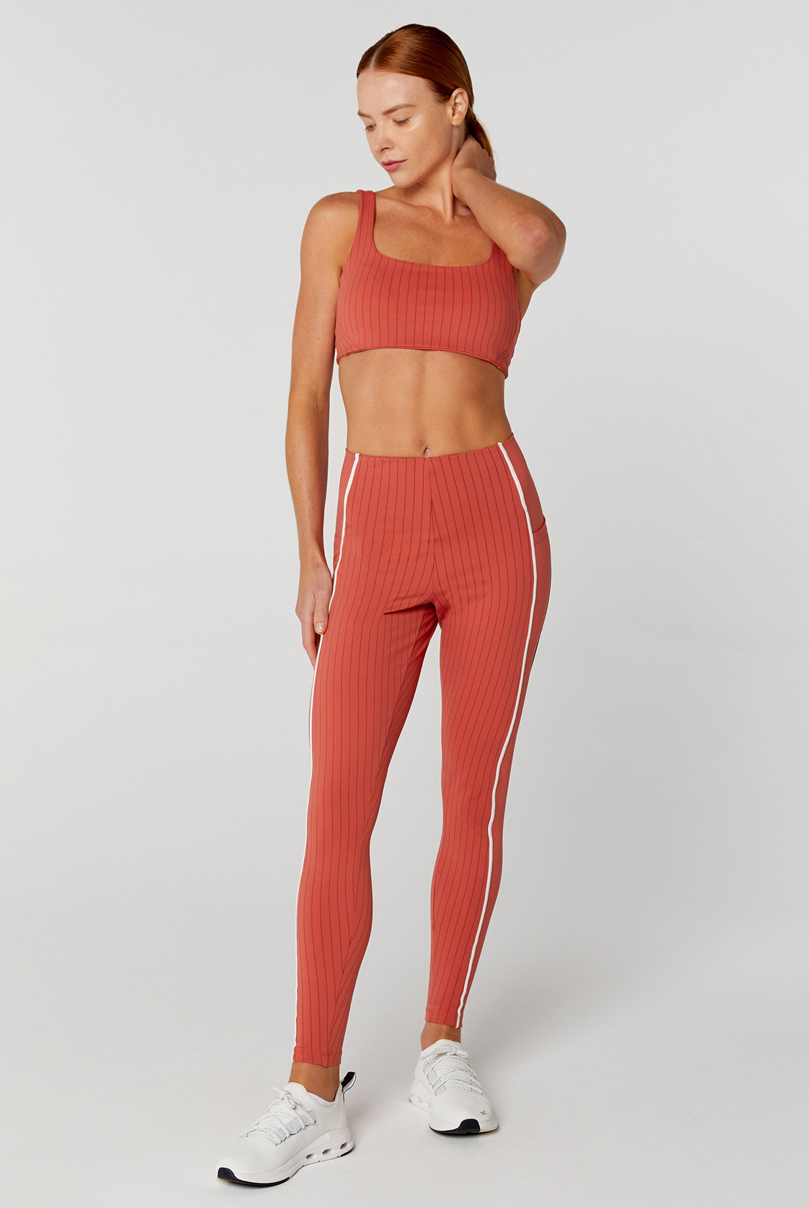 Legging Risca De Giz Bolsos Laterais