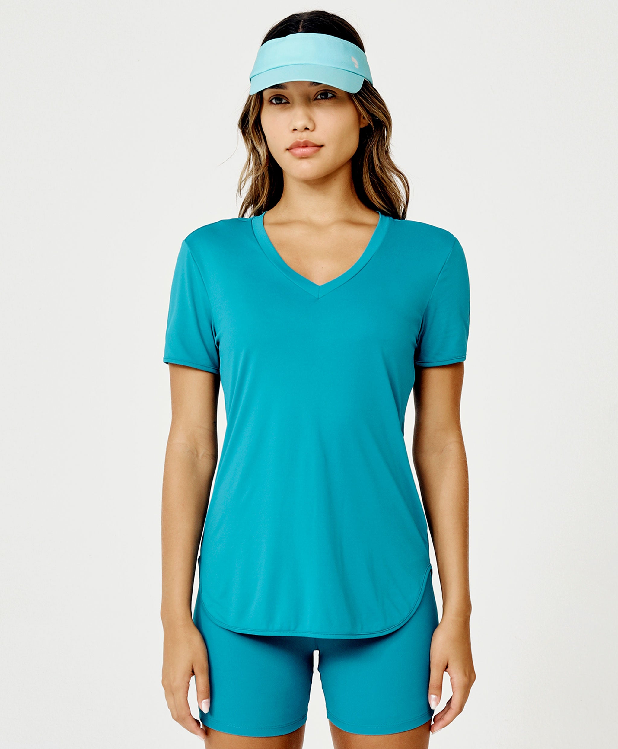 Eterna Elongated V-Neck T-Shirt