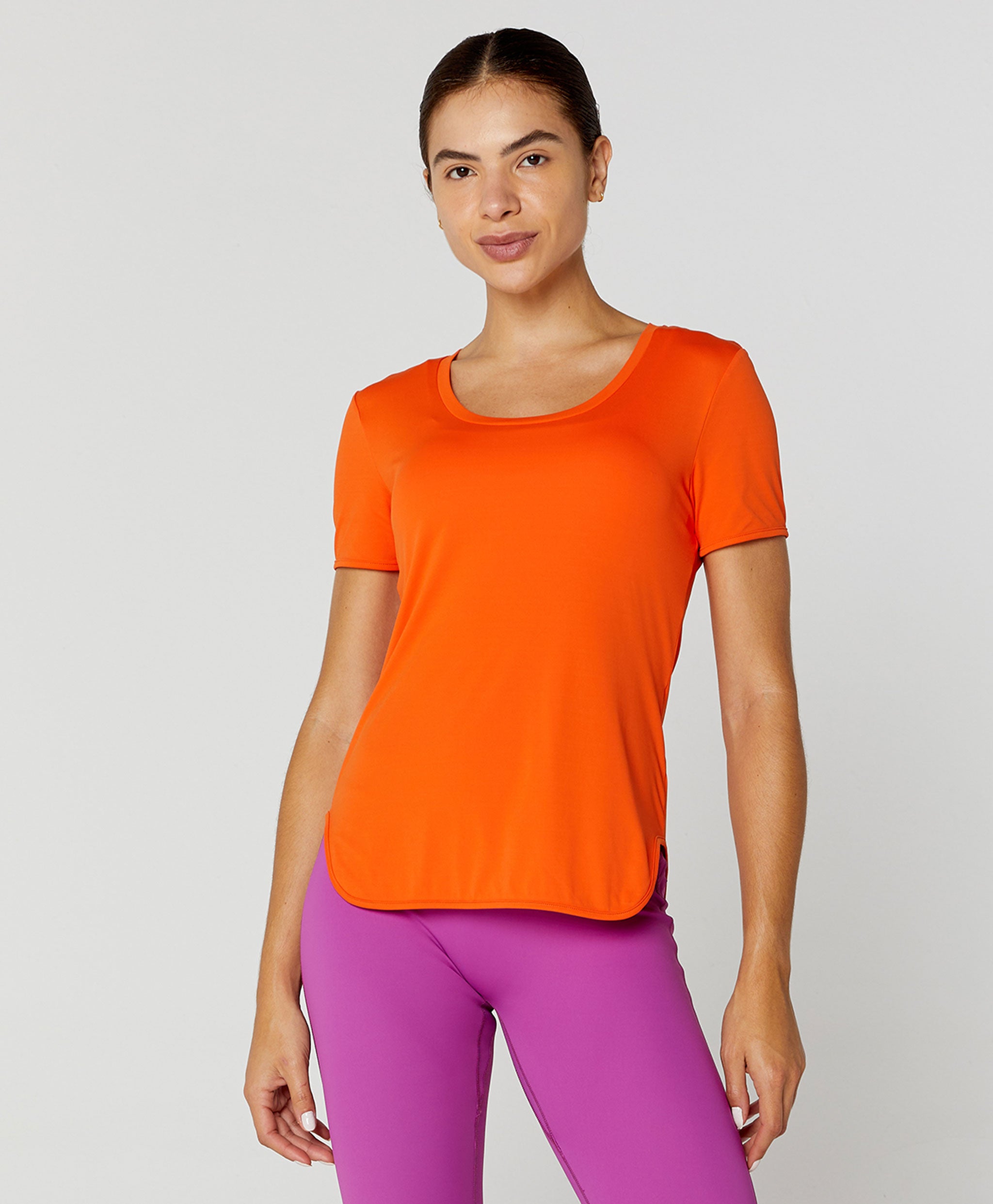 Eterna Elongated Round Neck T-Shirt