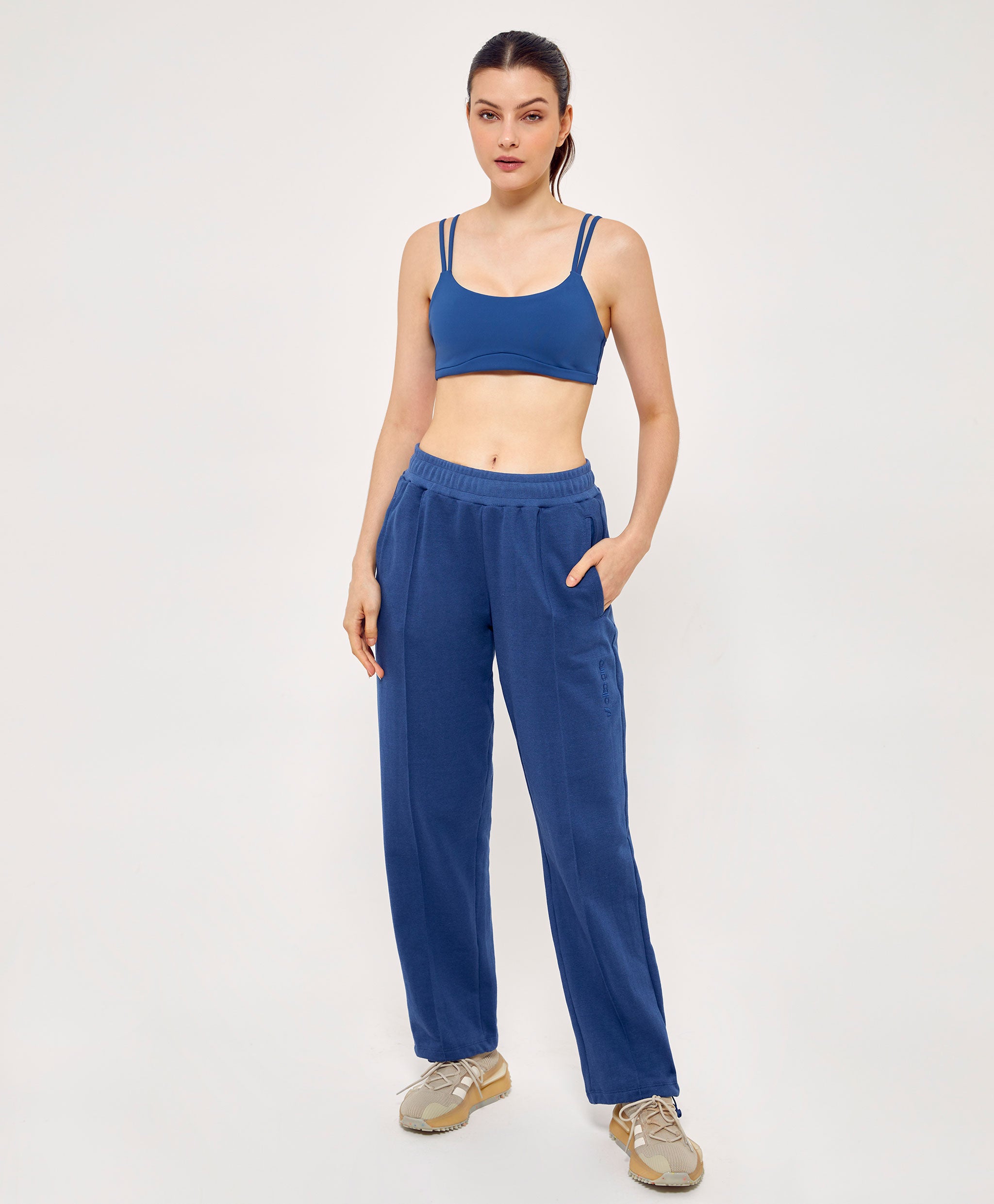 Women's Straight Leg Sweatpants