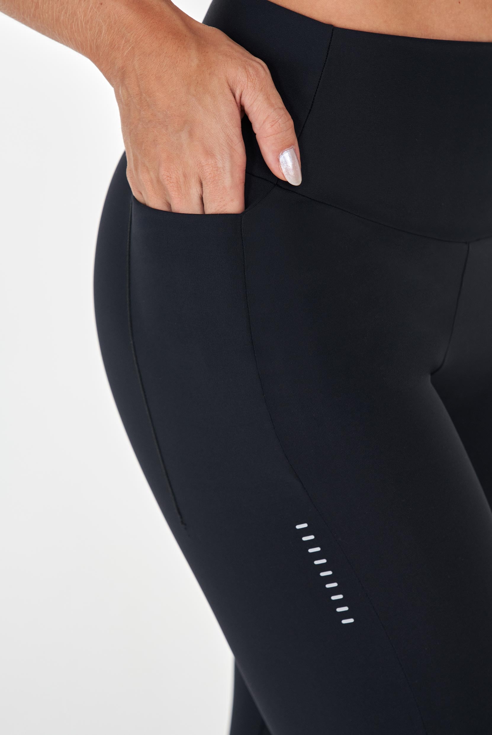 Legging Com Refletivos E Bolso