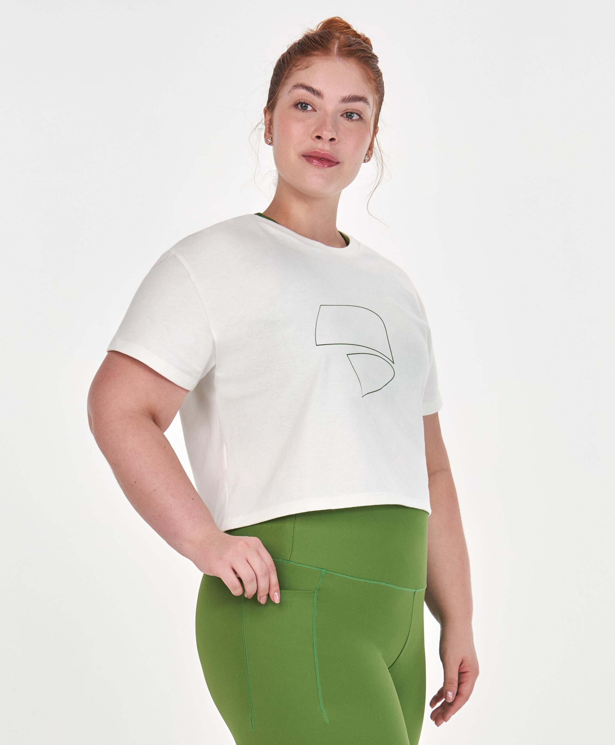 T-Shirt Plus Size Cropped Símbolo