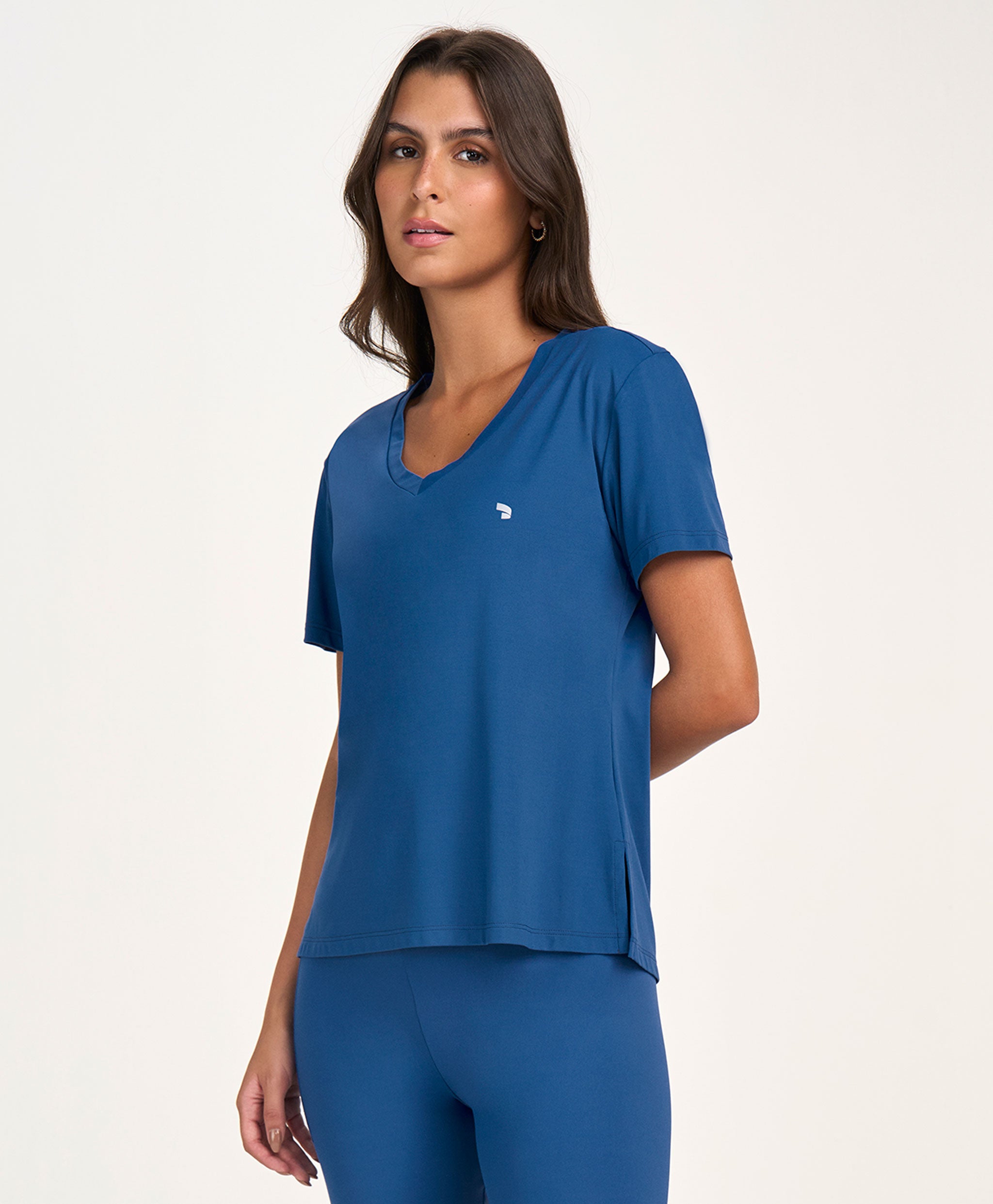 Eterna V-neck T-shirt
