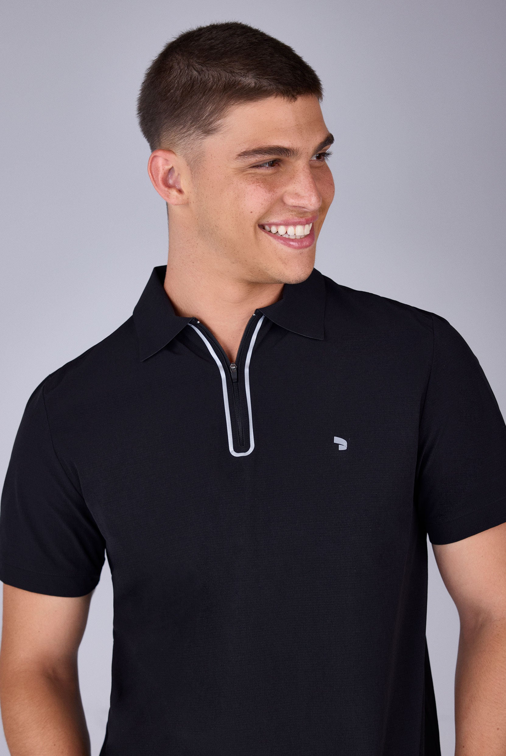Polo Com Zíper e Refletivos