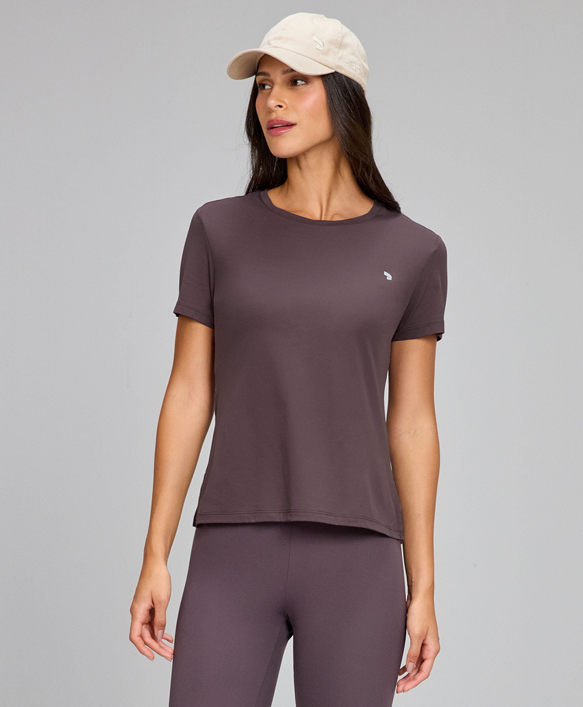 T-shirt Eterna Gola Redonda