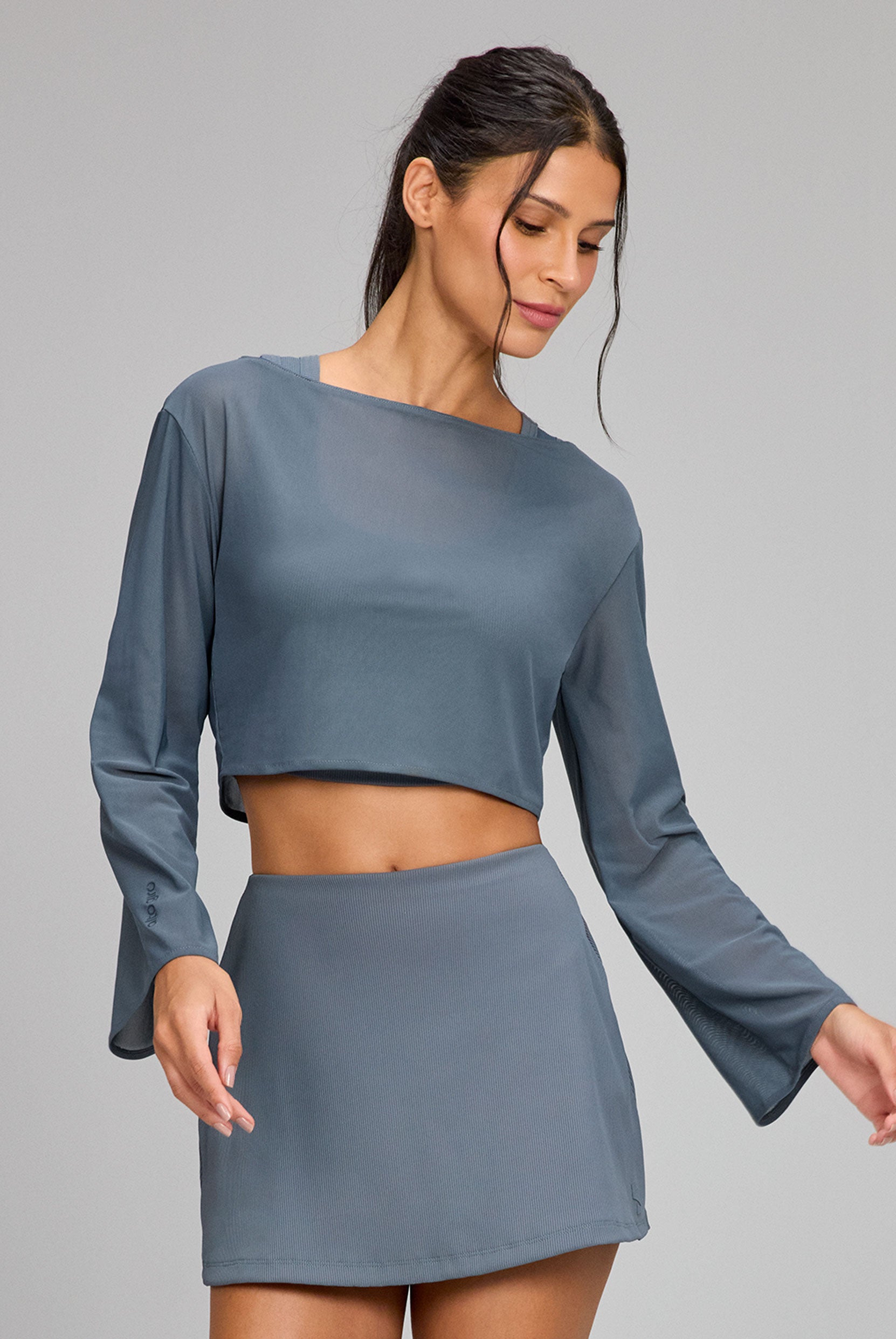 Blusa Tule Cropped Manga Longa
