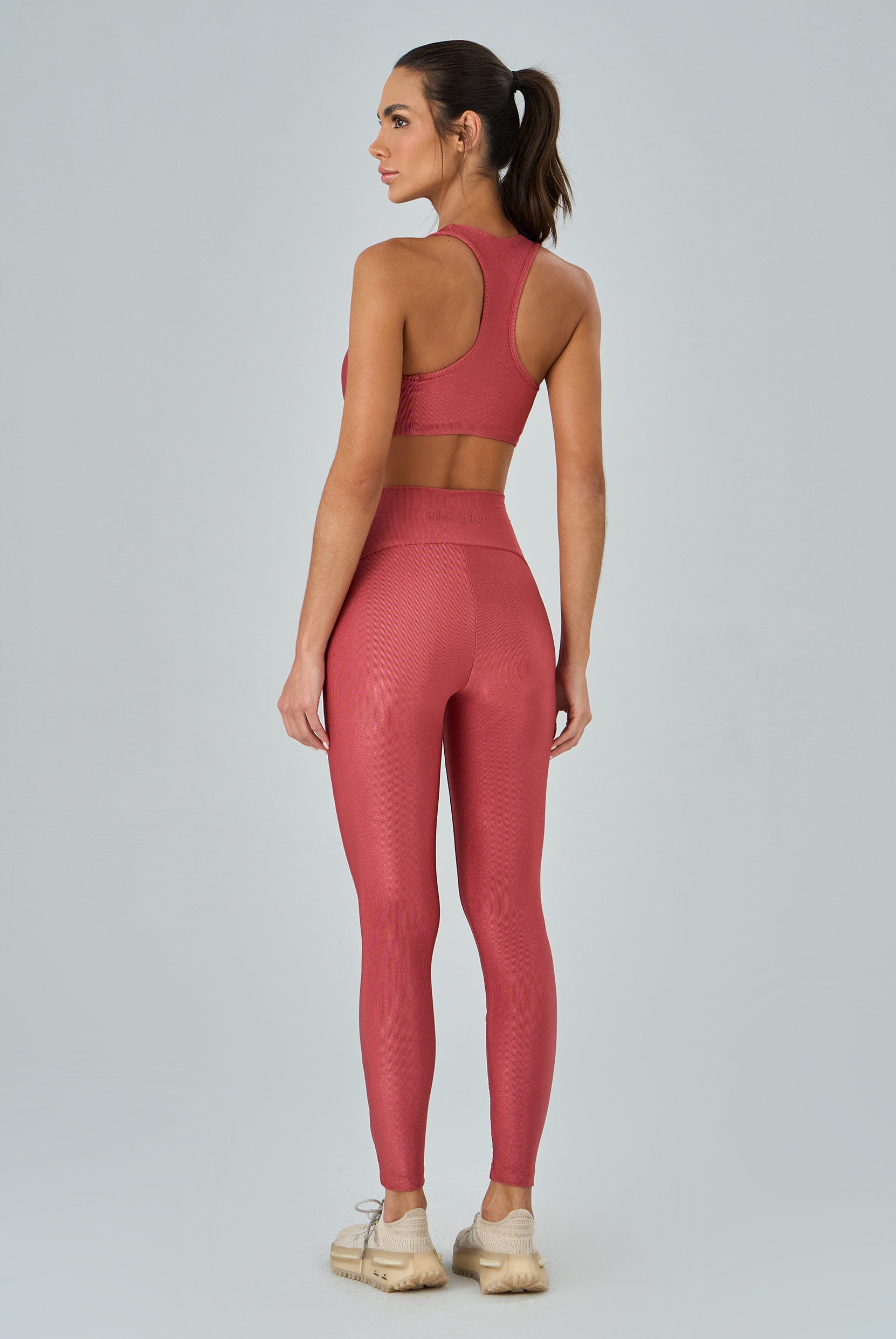 VERMELHO ROSADO