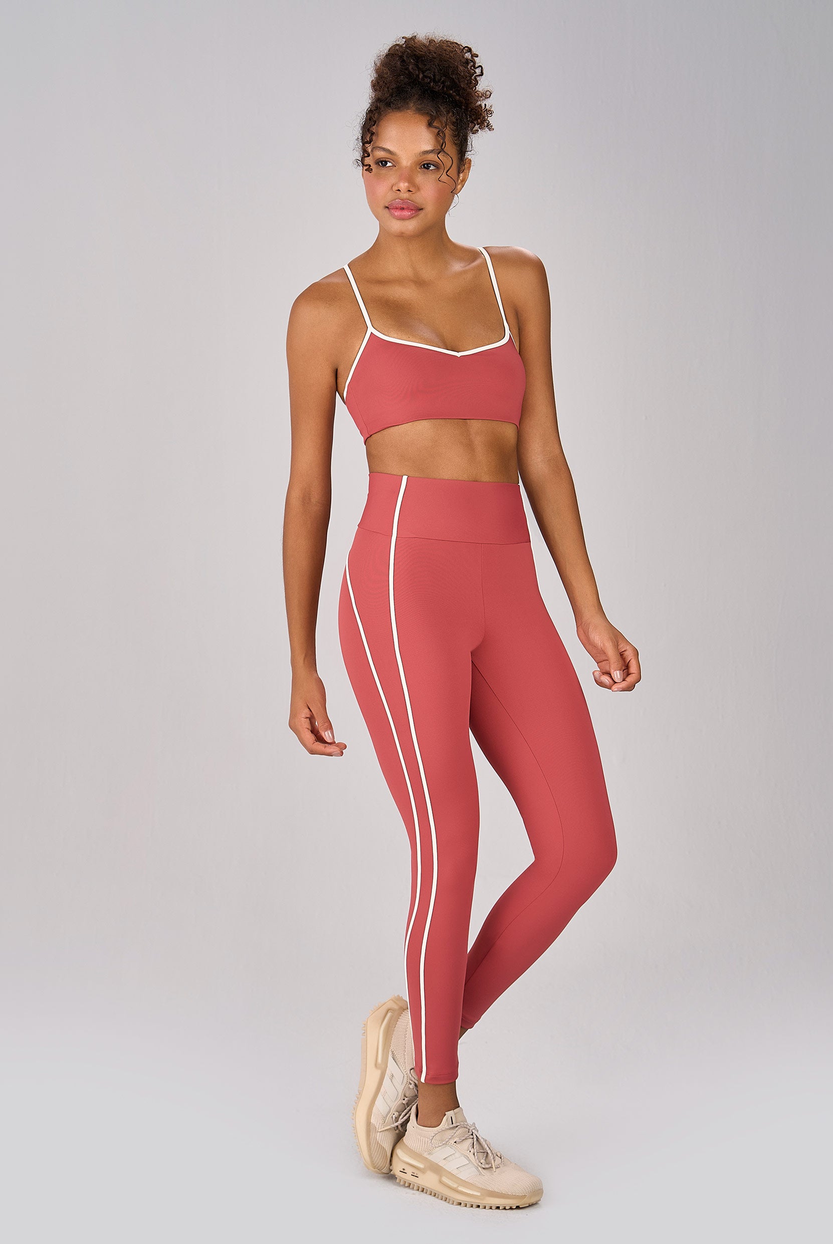 VERMELHO ROSADO