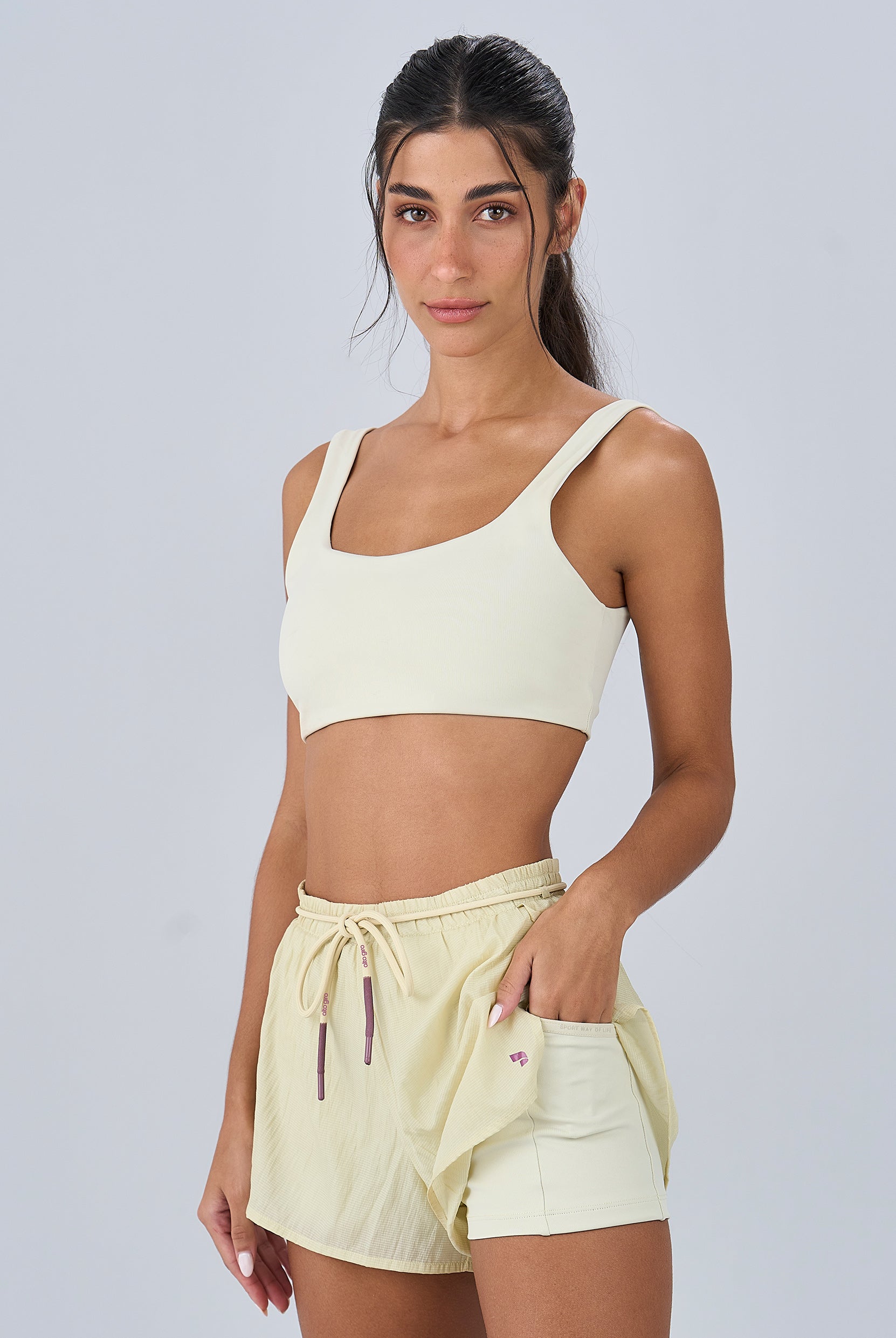 AMARELO CREME