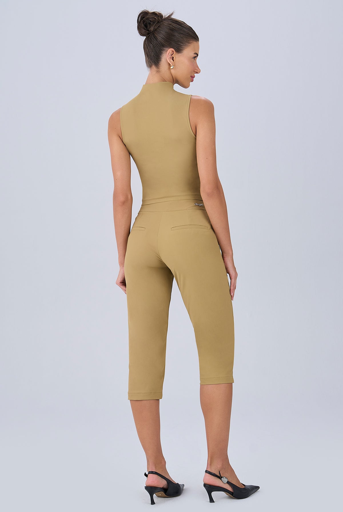 Calça Capri