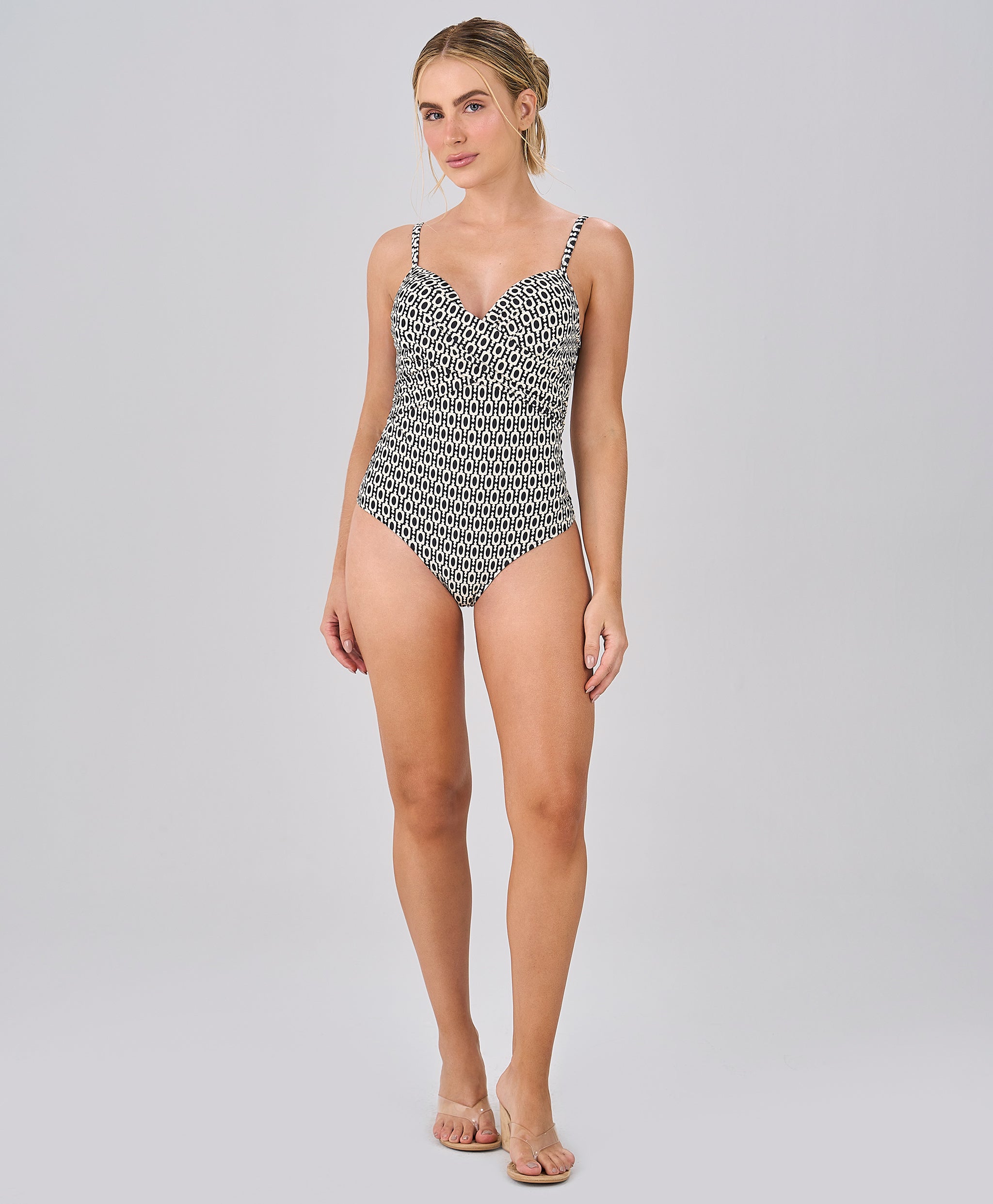 GEOMETRIC PRETA