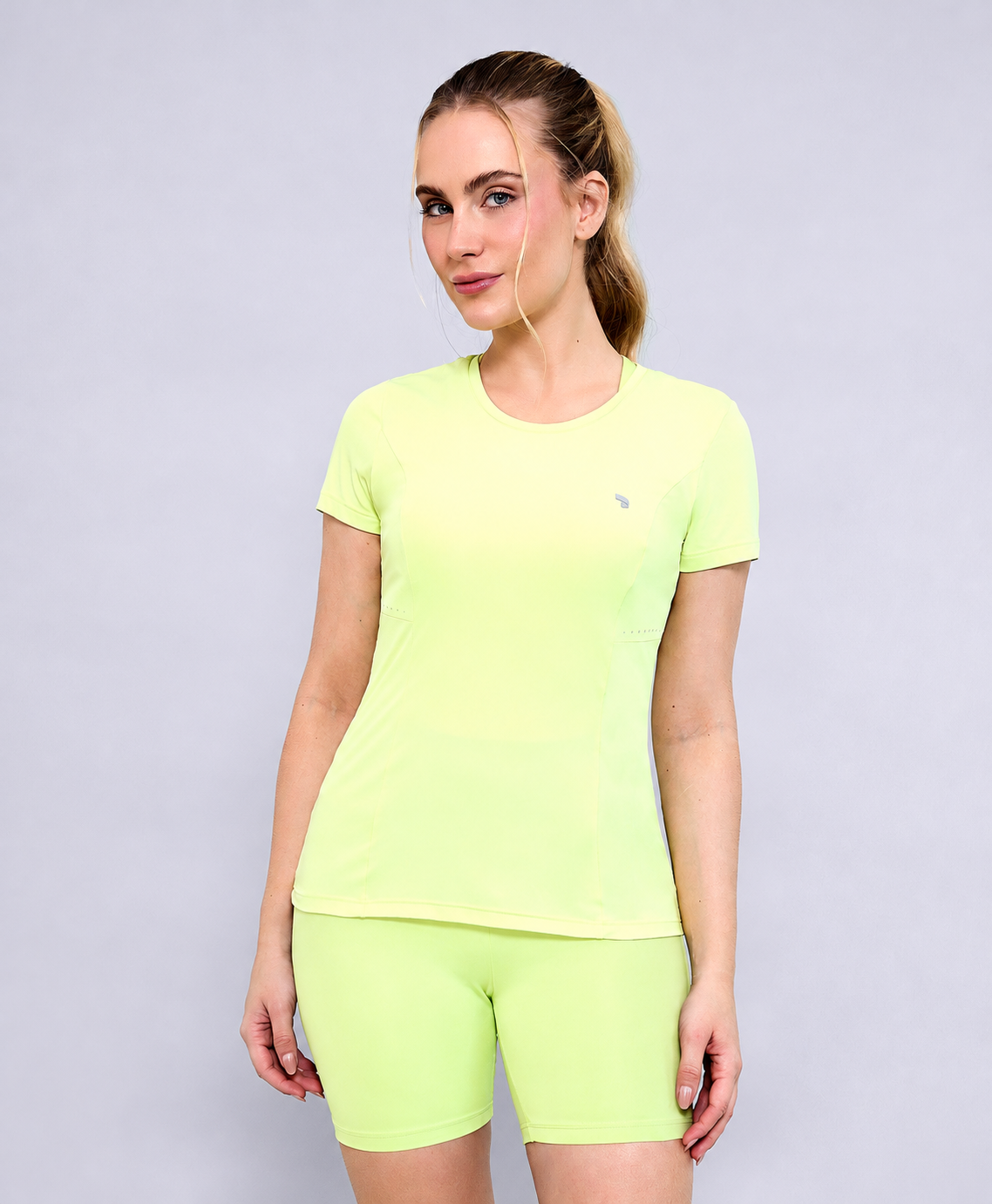 T-shirt Com Tule e Refletivos — foto 2