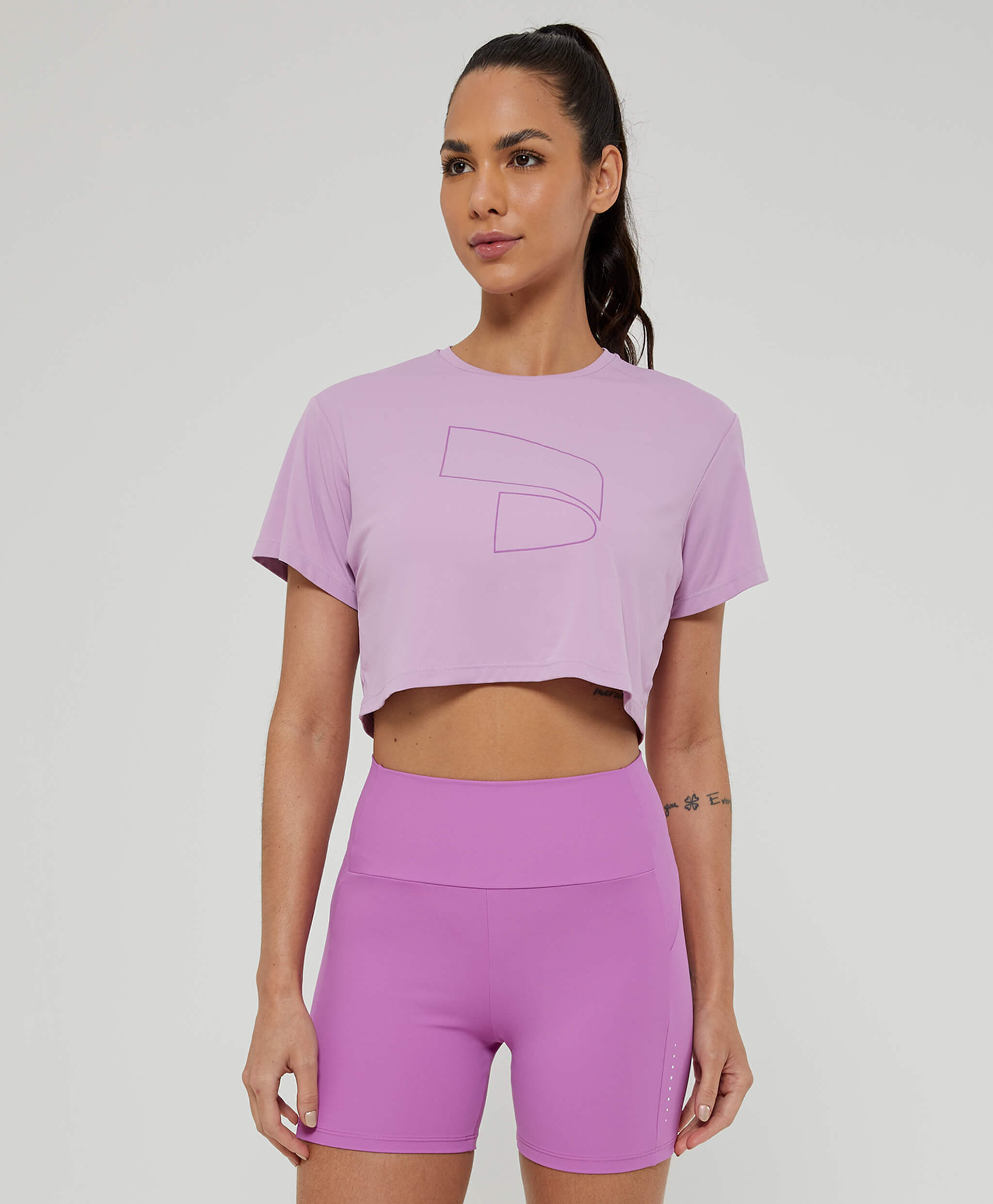 T-Shirt Skin Fit Cropped Símbolo