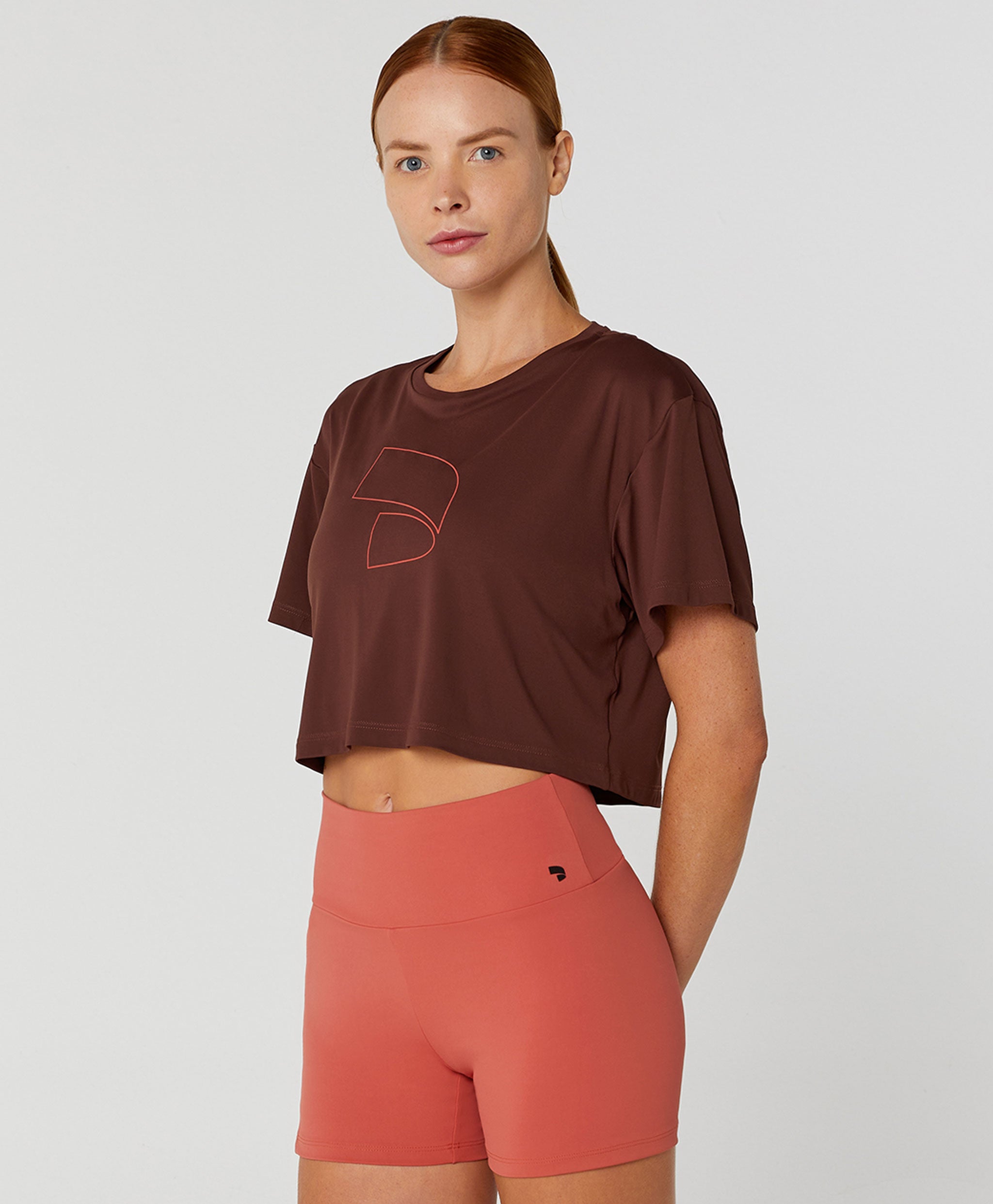 T-Shirt Cropped Símbolo