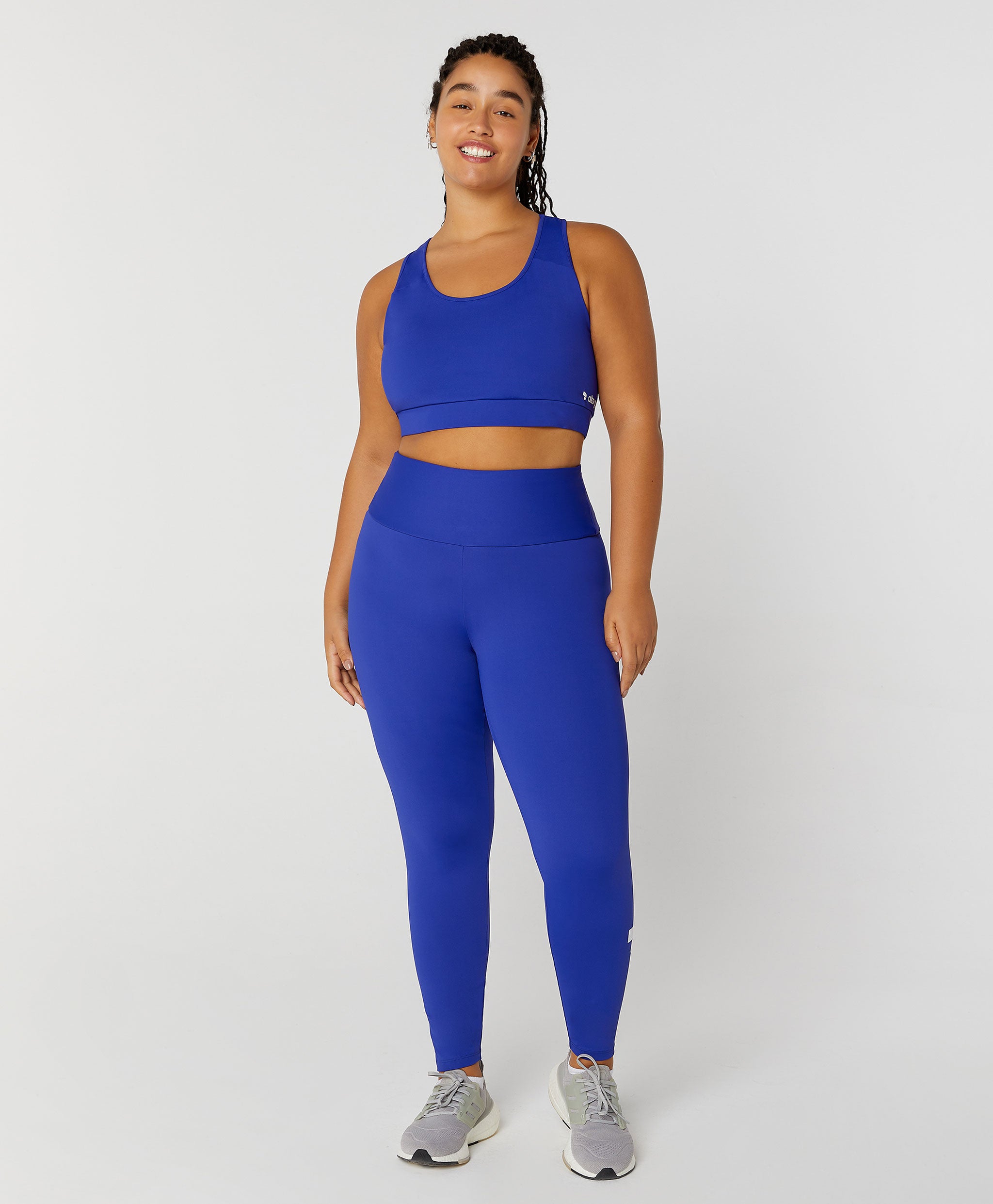 Legging Plus Size Essentials Cos Com Sustentação