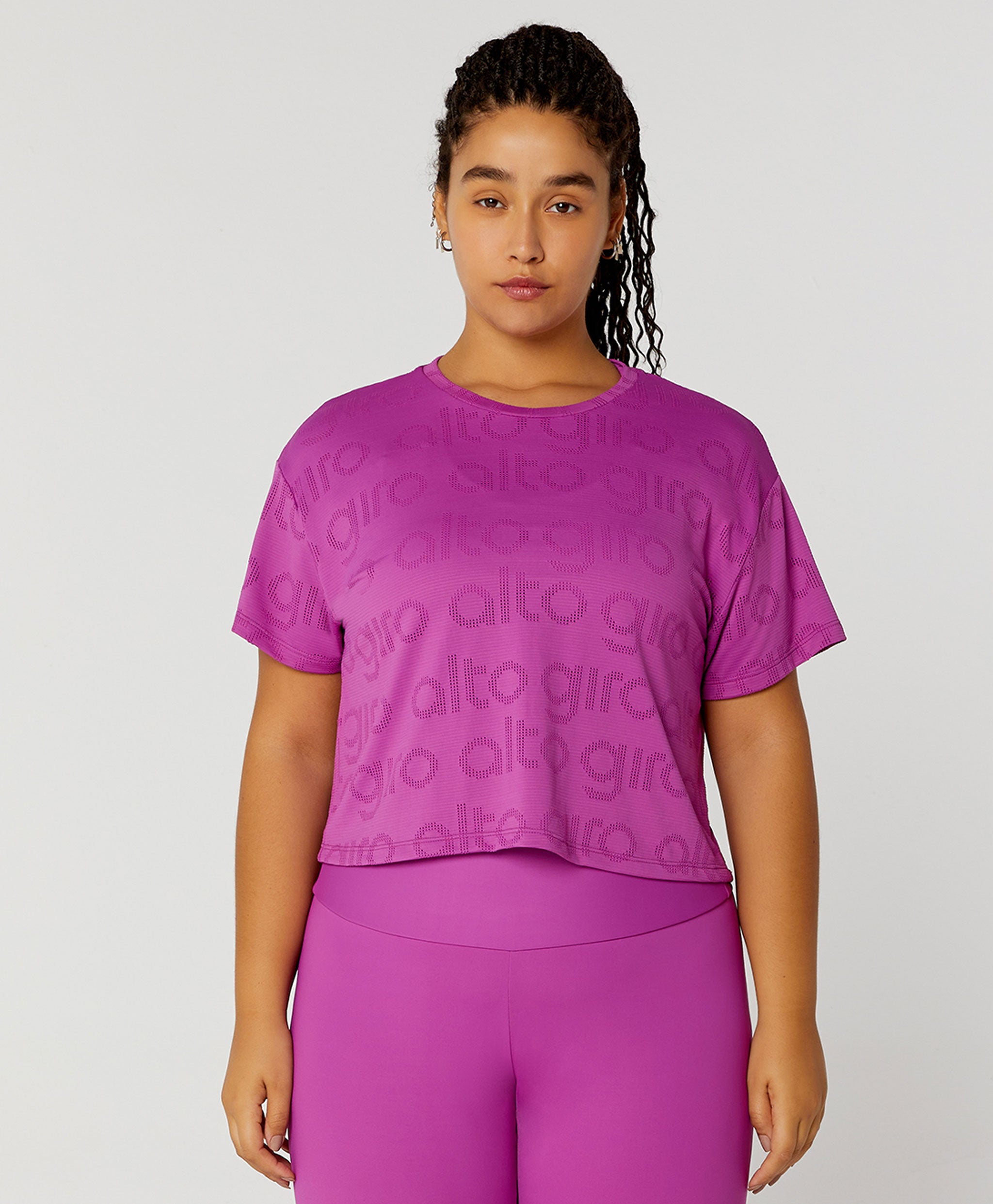 T-Shirt Plus Size Cropped Mesh Alto Giro