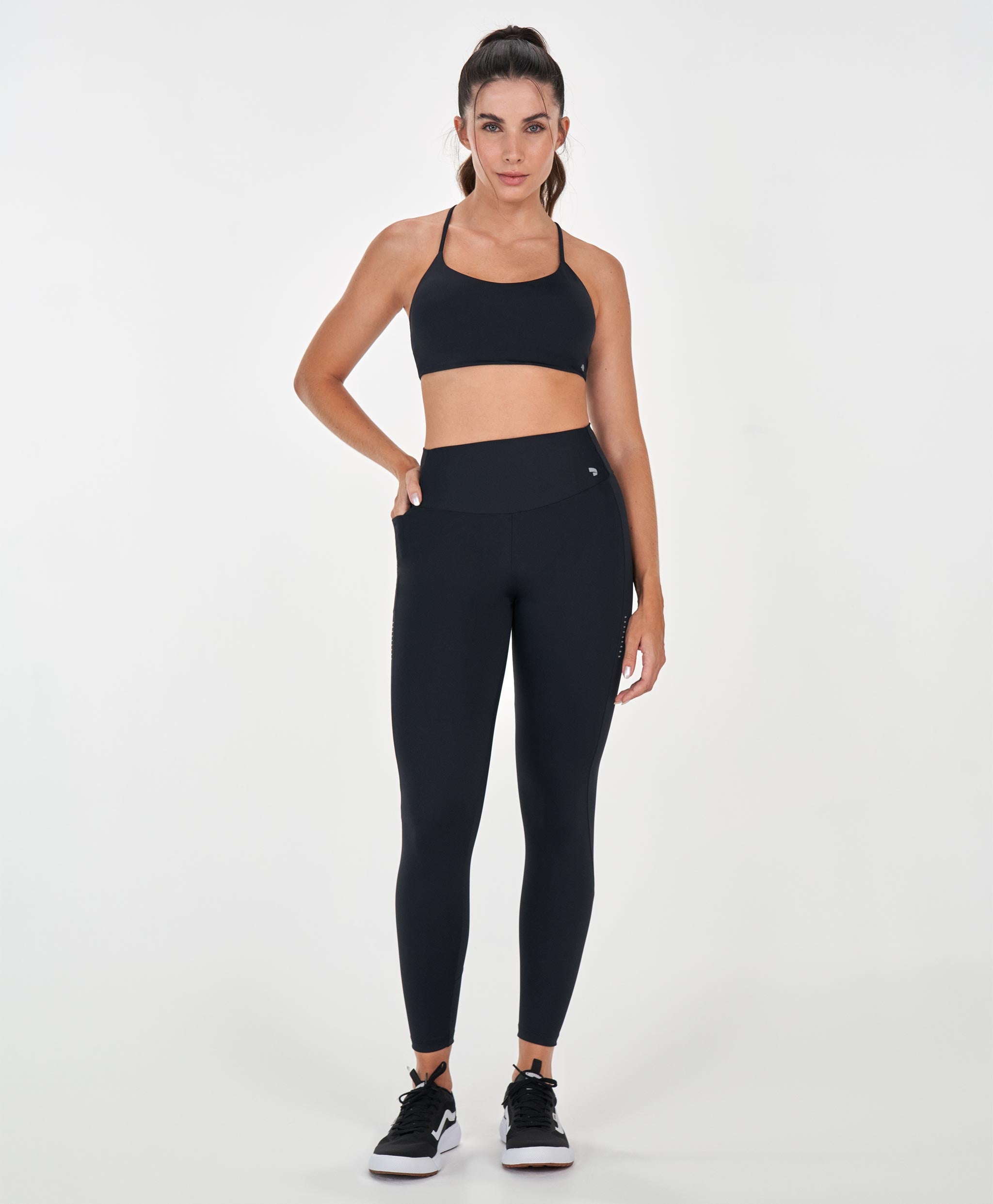Legging Com Refletivos E Bolso
