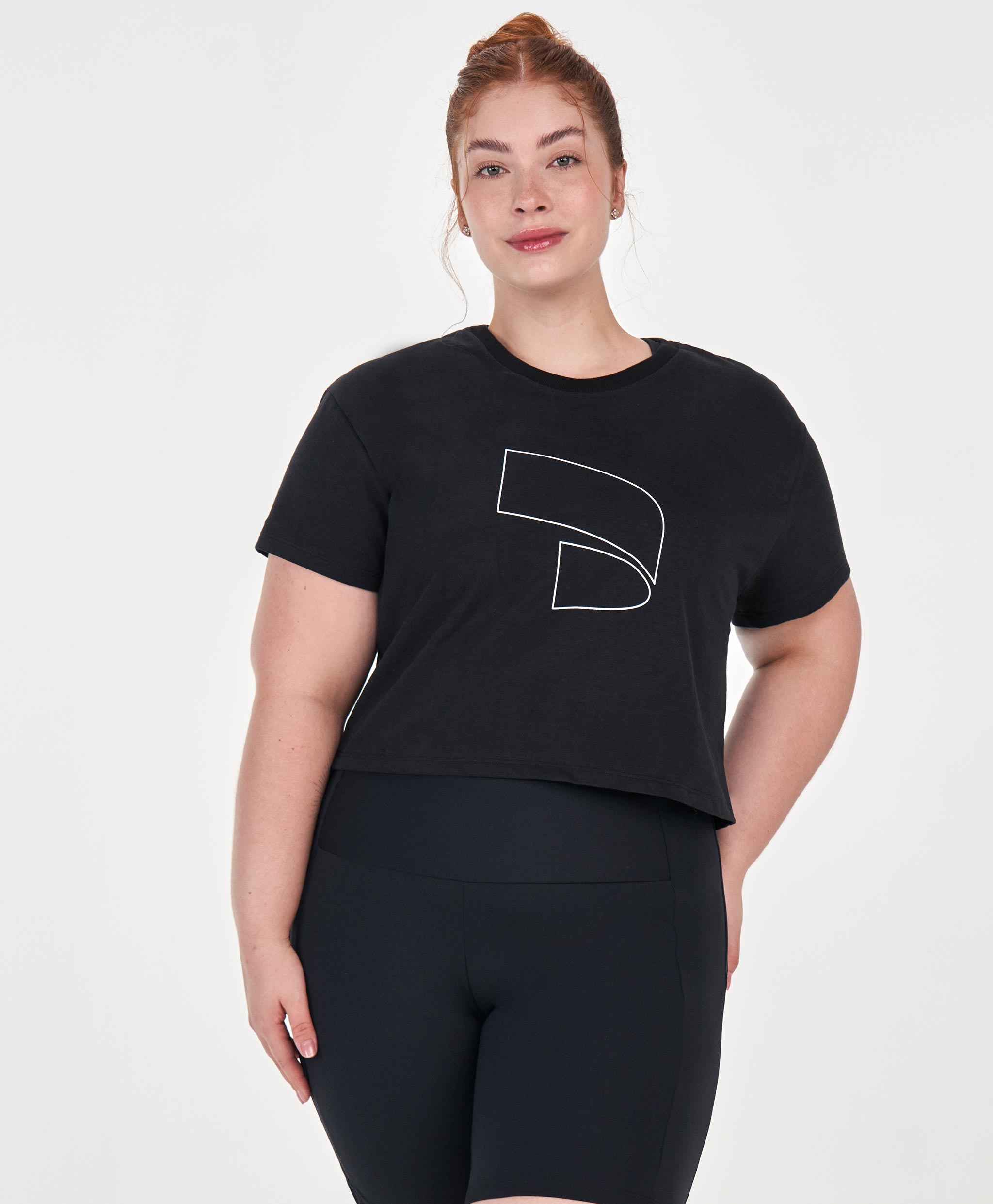 T-Shirt Plus Size Cropped Símbolo