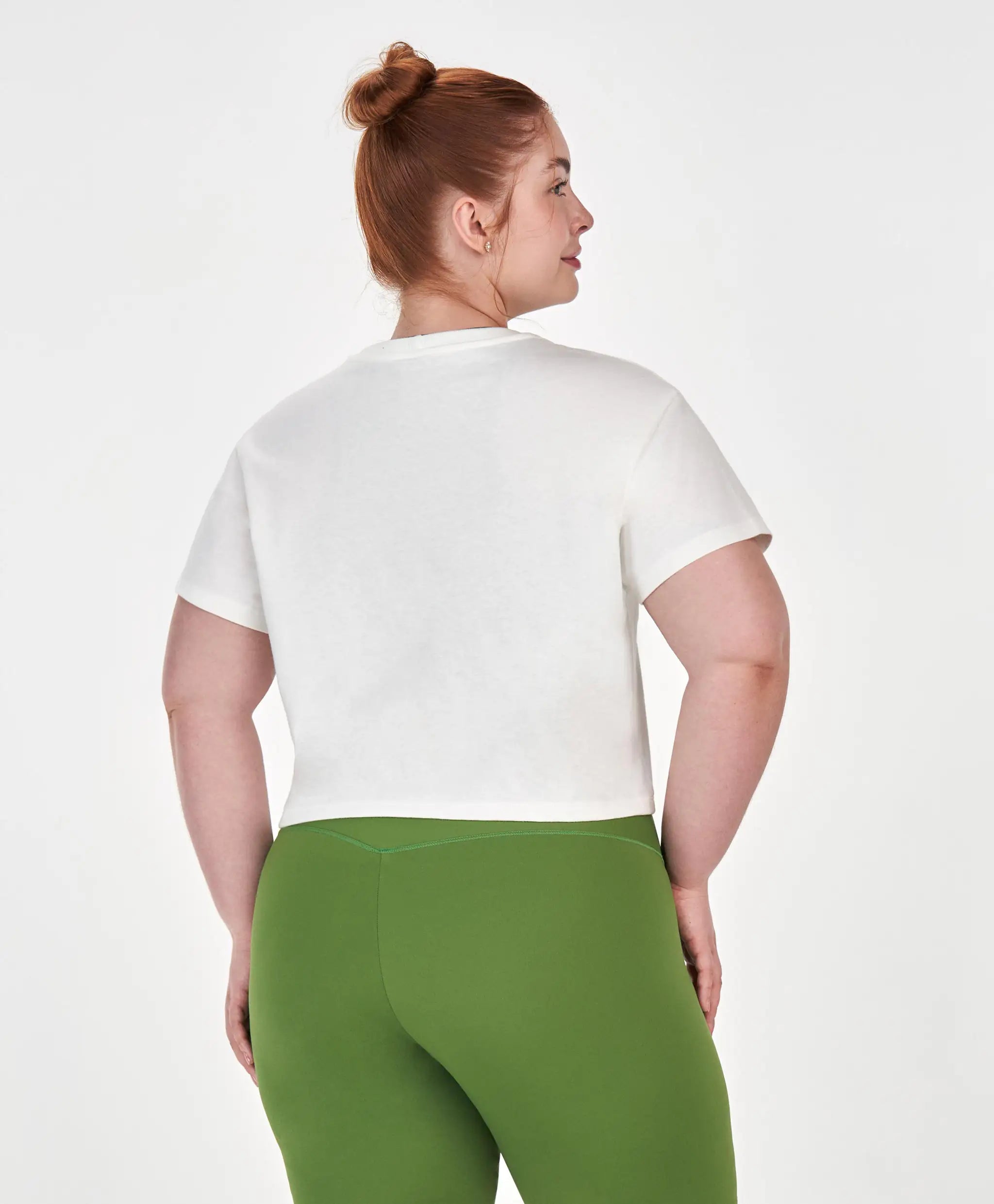 T-Shirt Plus Size Cropped Símbolo