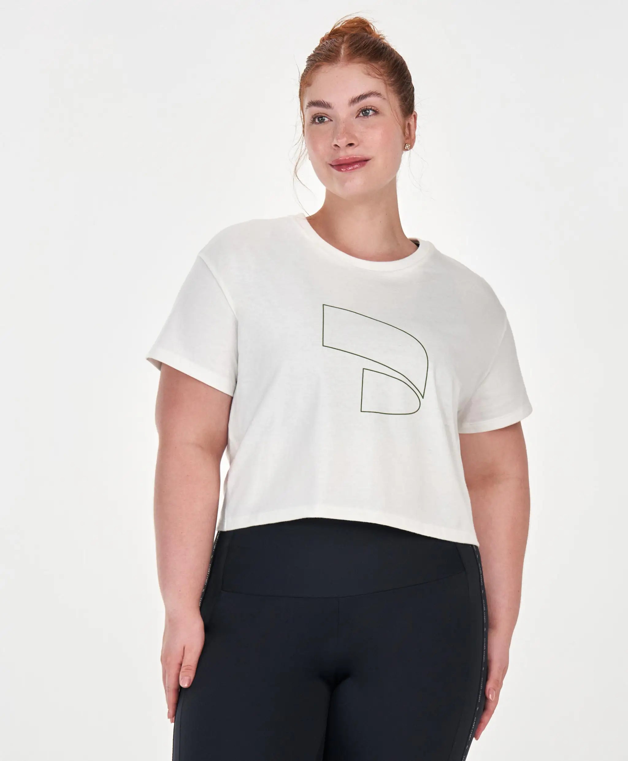 T-Shirt Plus Size Cropped Símbolo
