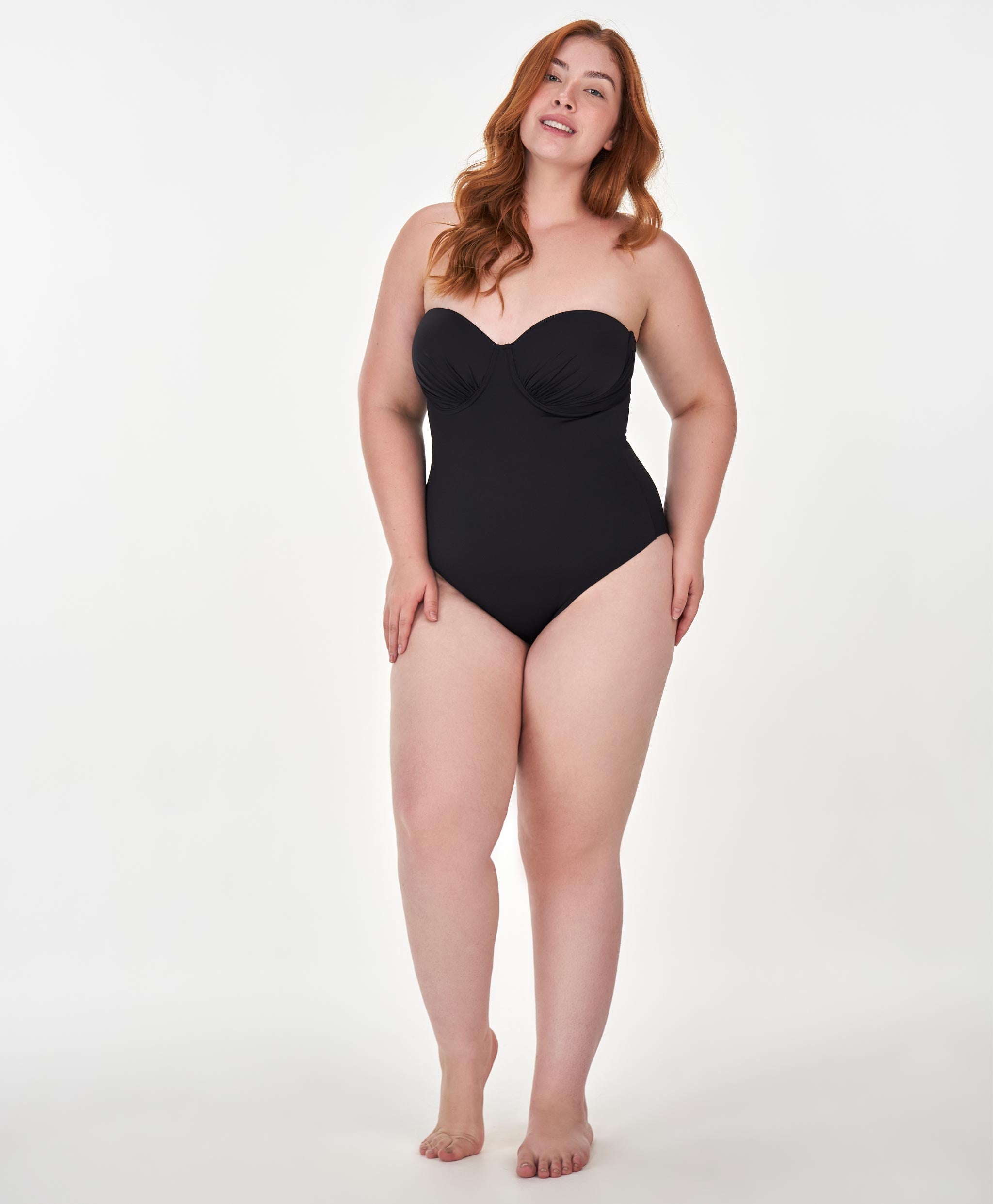 Maiô Plus Size Busto Versatil