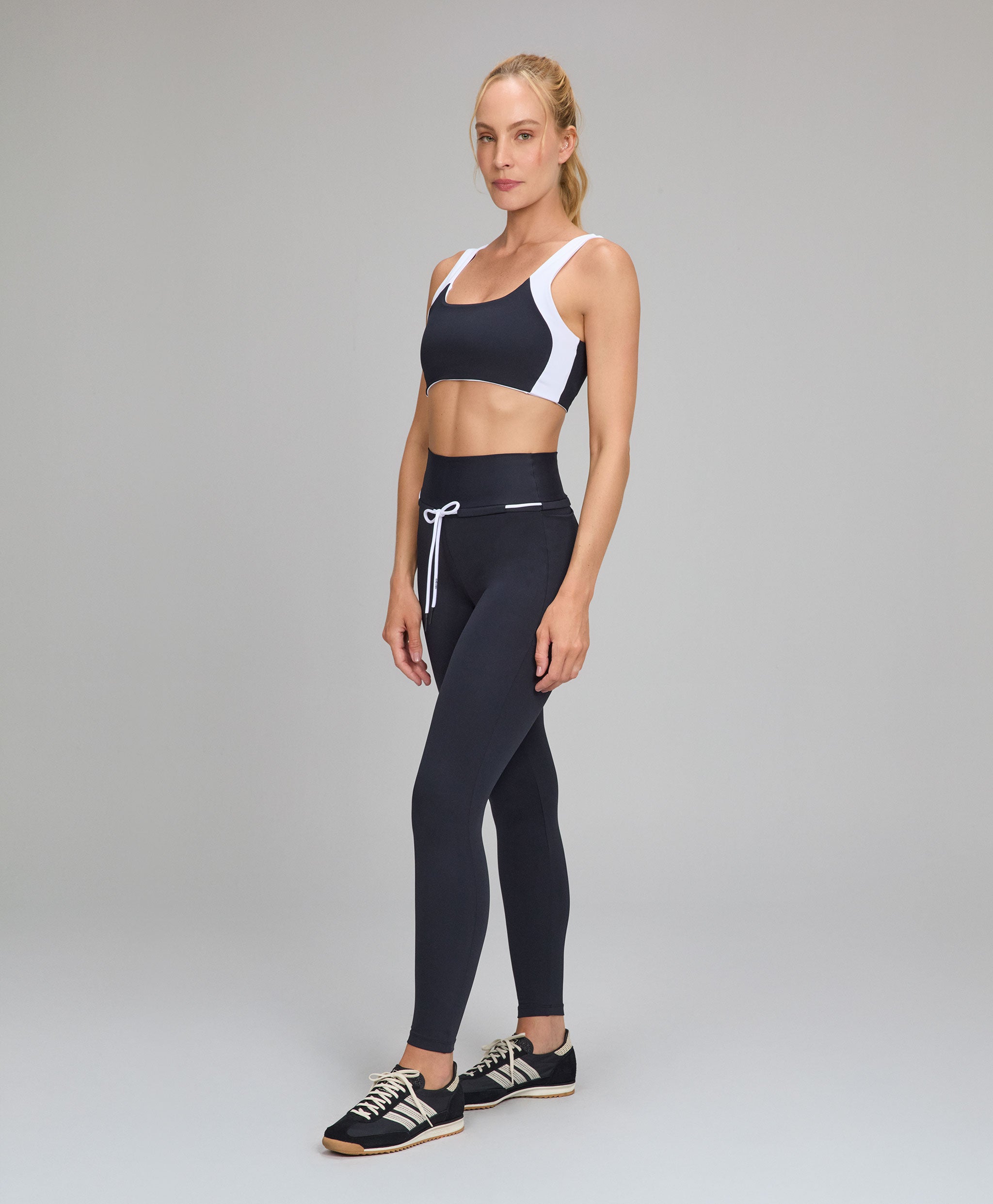 Legging Com Bolso e Cordão