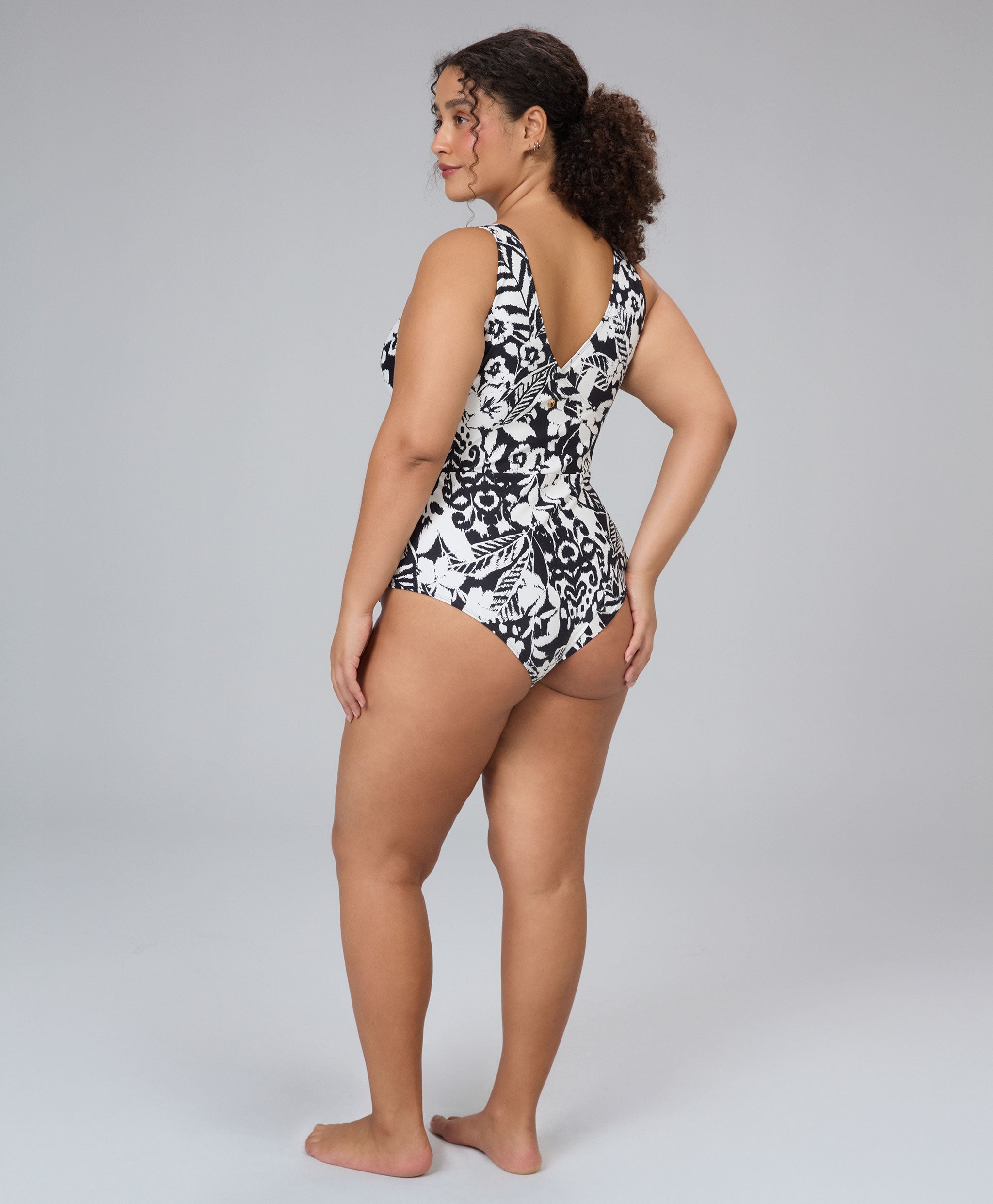 Maiô Transpassad Com Argolas Estampado — foto 2