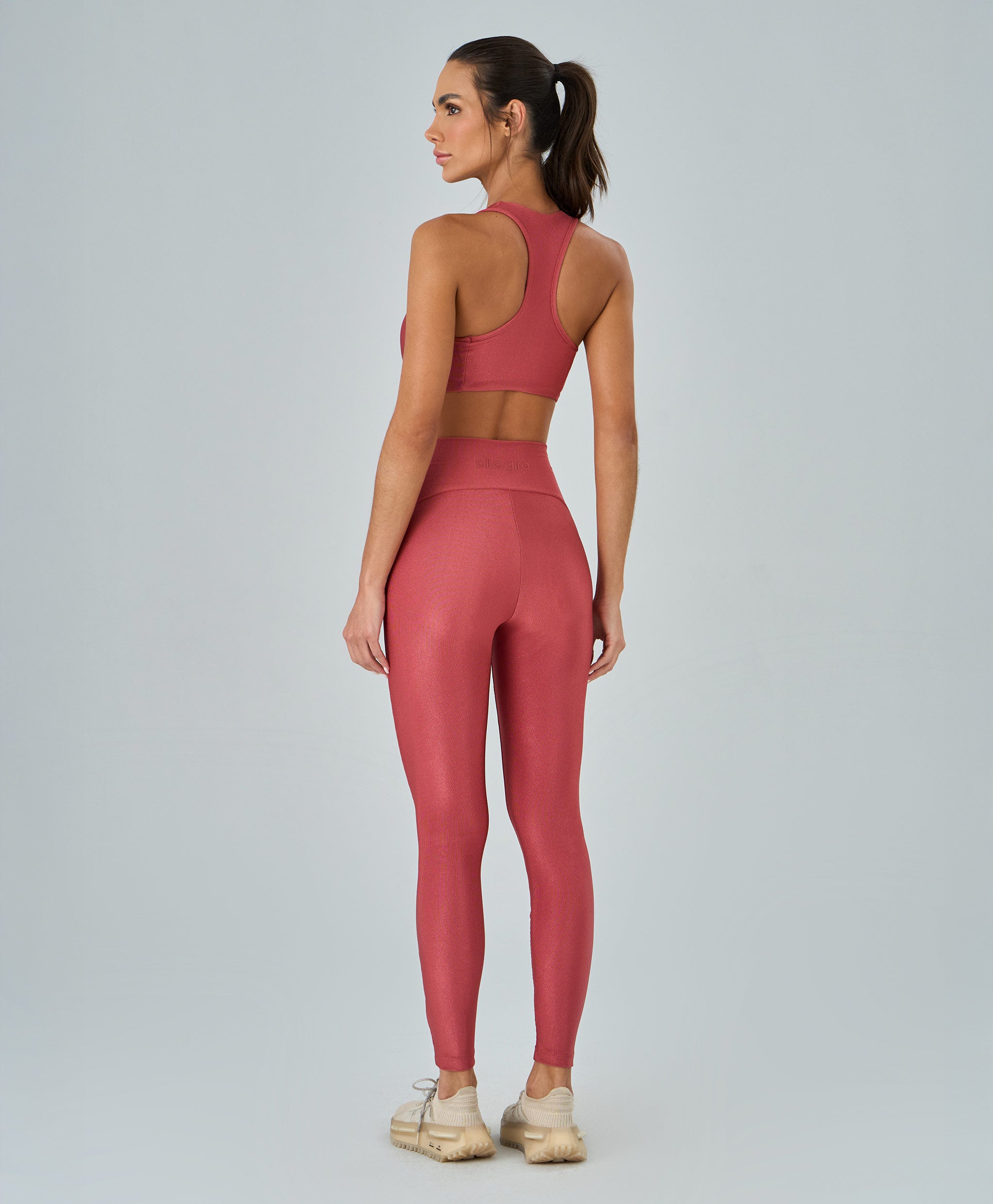 VERMELHO ROSADO — foto 5