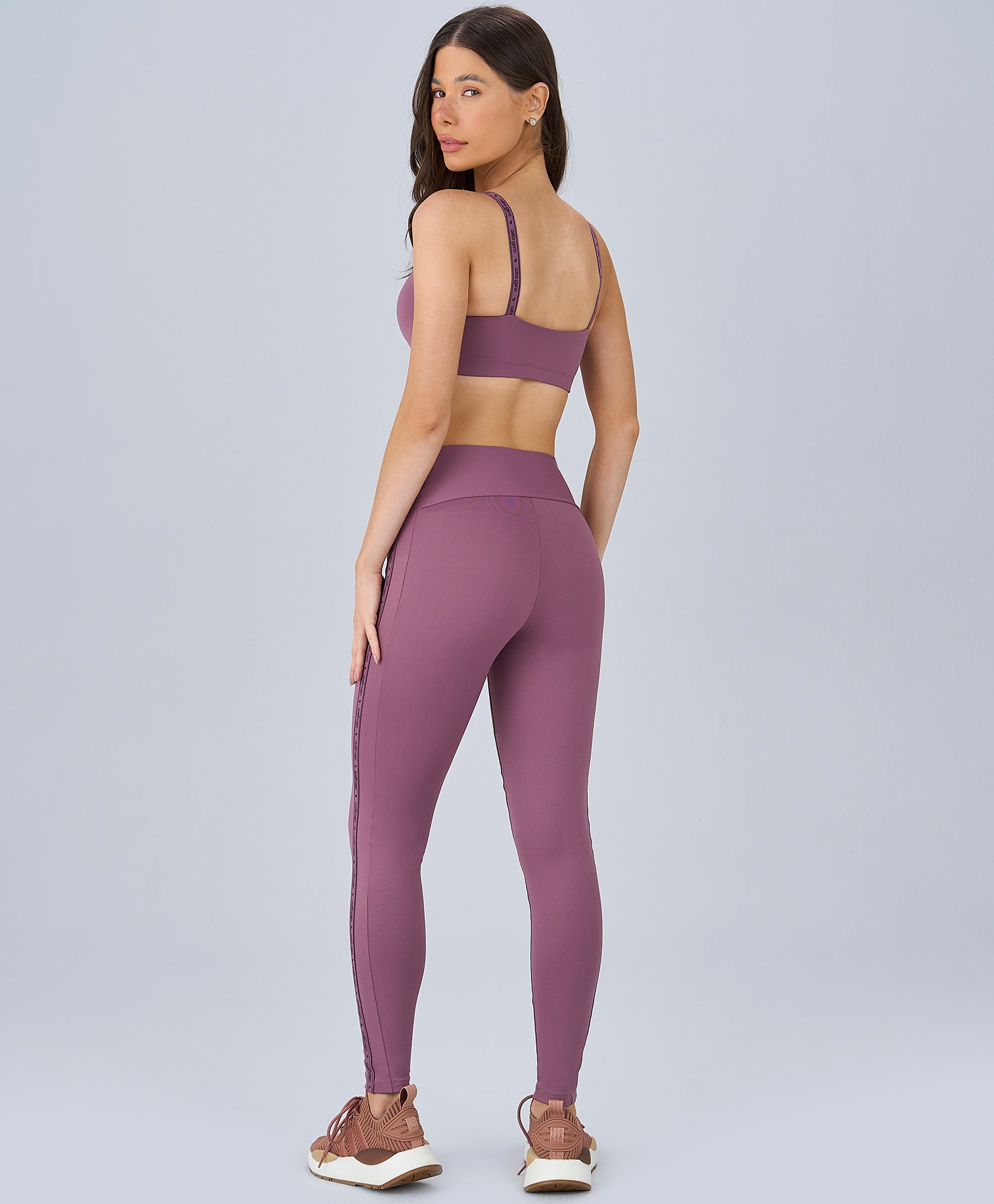 ROXO MALVA — foto 2