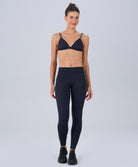 Legging preta com bolso e elástico assinado Alto Giro — coleção Joy, collab de Sabrina Sato com a Alto Giro