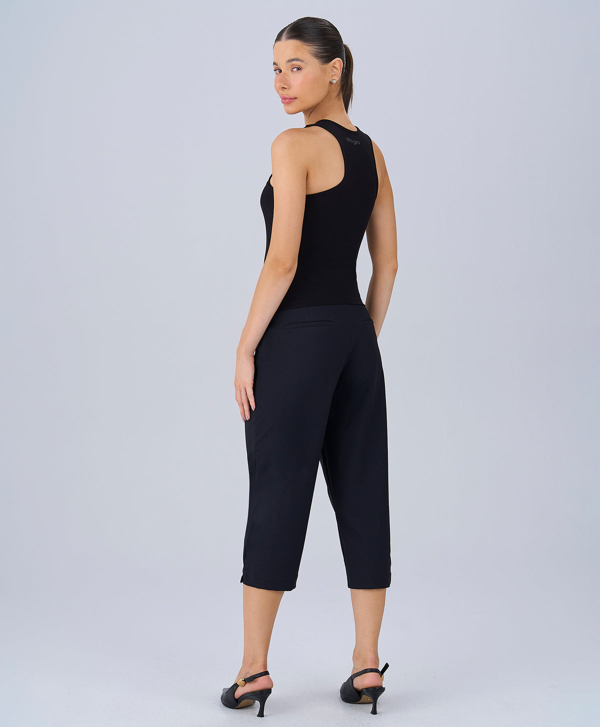 Asymmetric Ribbed Tank Top — foto 4