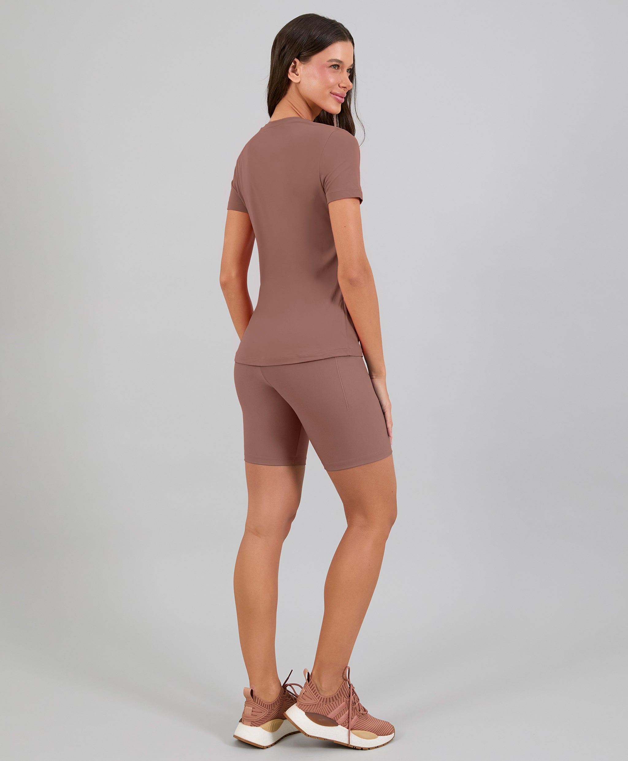 ETERNA V-NECK T-SHIRT — foto 2