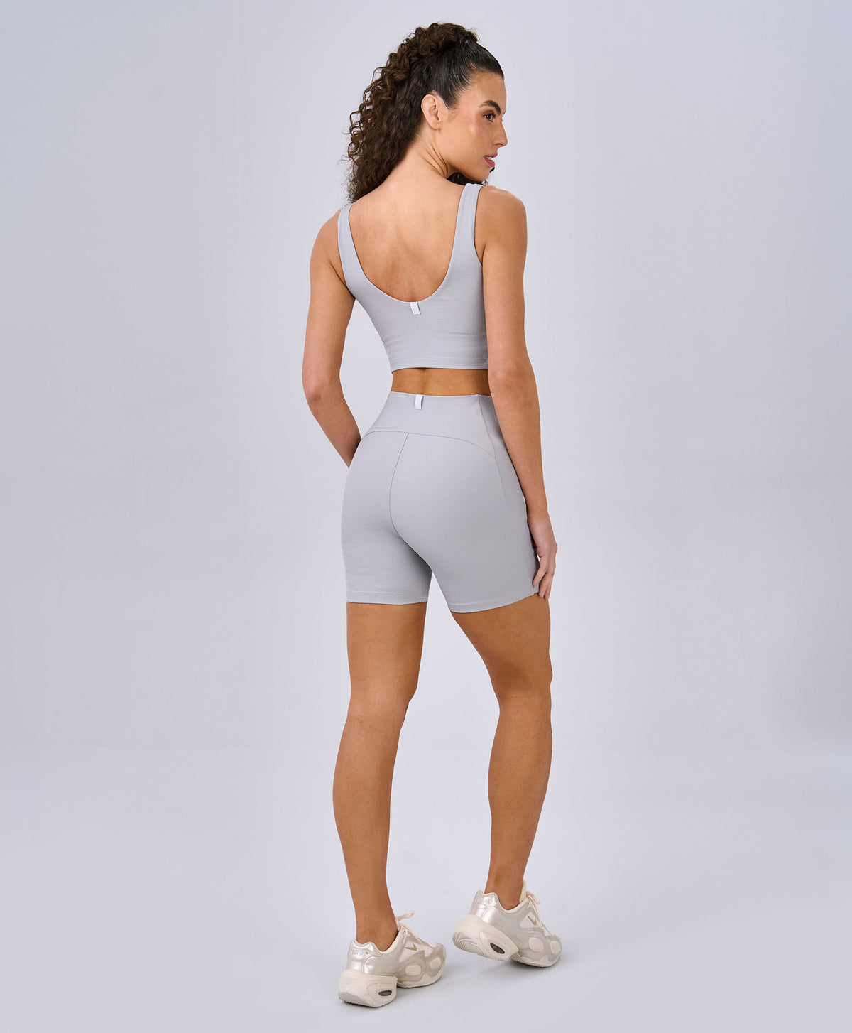 CINZA NIQUEL — foto 2
